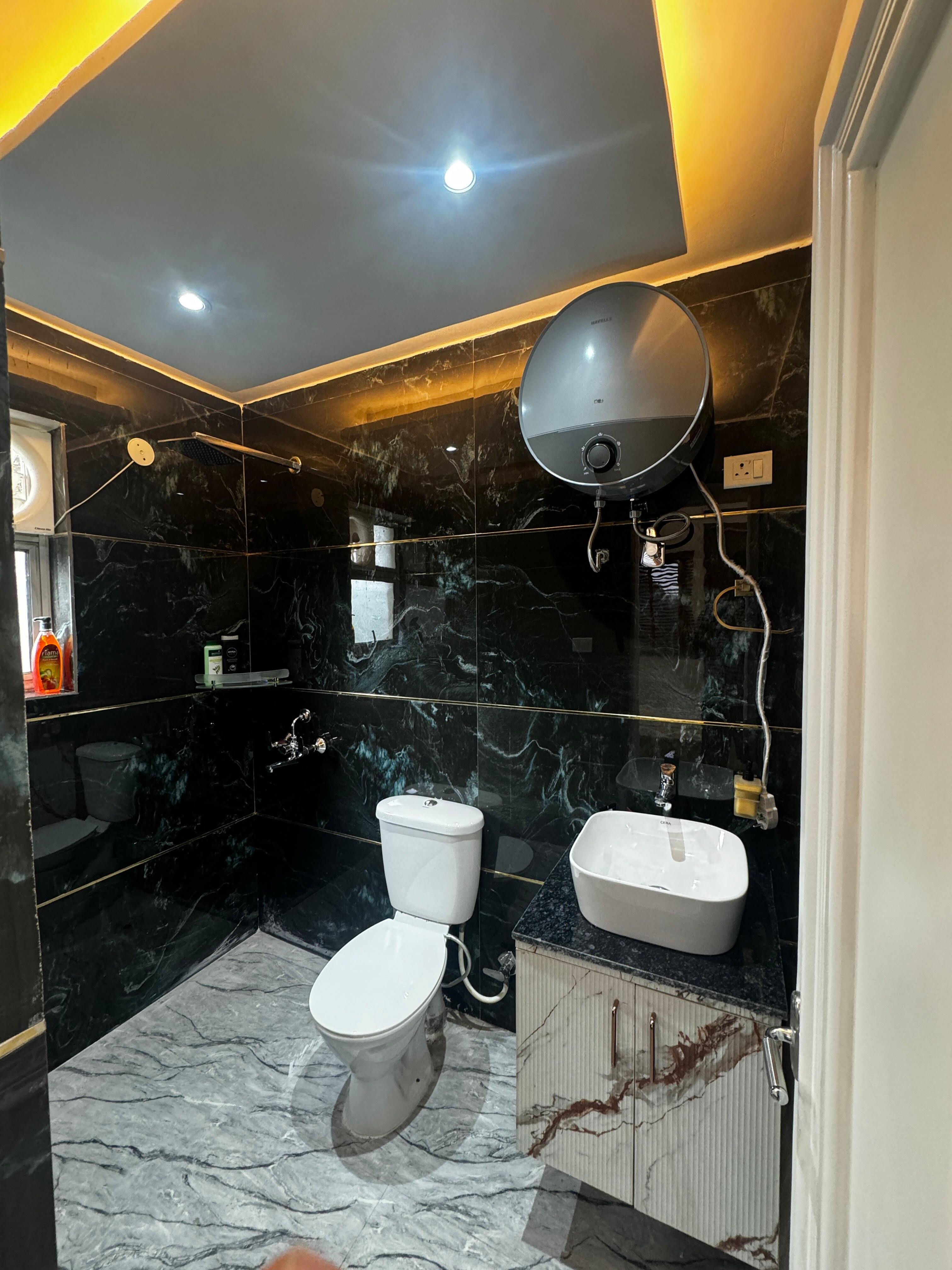 Ashberry homes Elegance apartment - Tap to explore photos