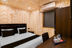 Super Townhouse Oak Sealdah Railway Station Formerly Creek Row, Kolkata