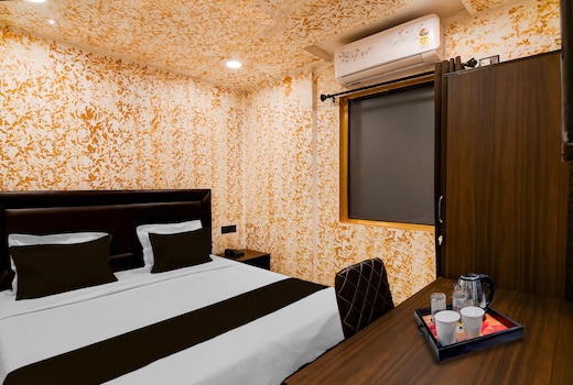 Super Townhouse Oak Sealdah Railway Station Formerly Creek Row