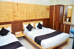 SHREE GOVARDHAN PALACE, SALASAR, Sardarshahar