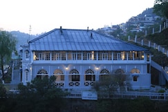 Raghu Vilas, Mussoorie