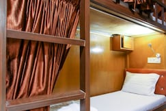 Neon Nest Suits And Dormitory, Mumbai