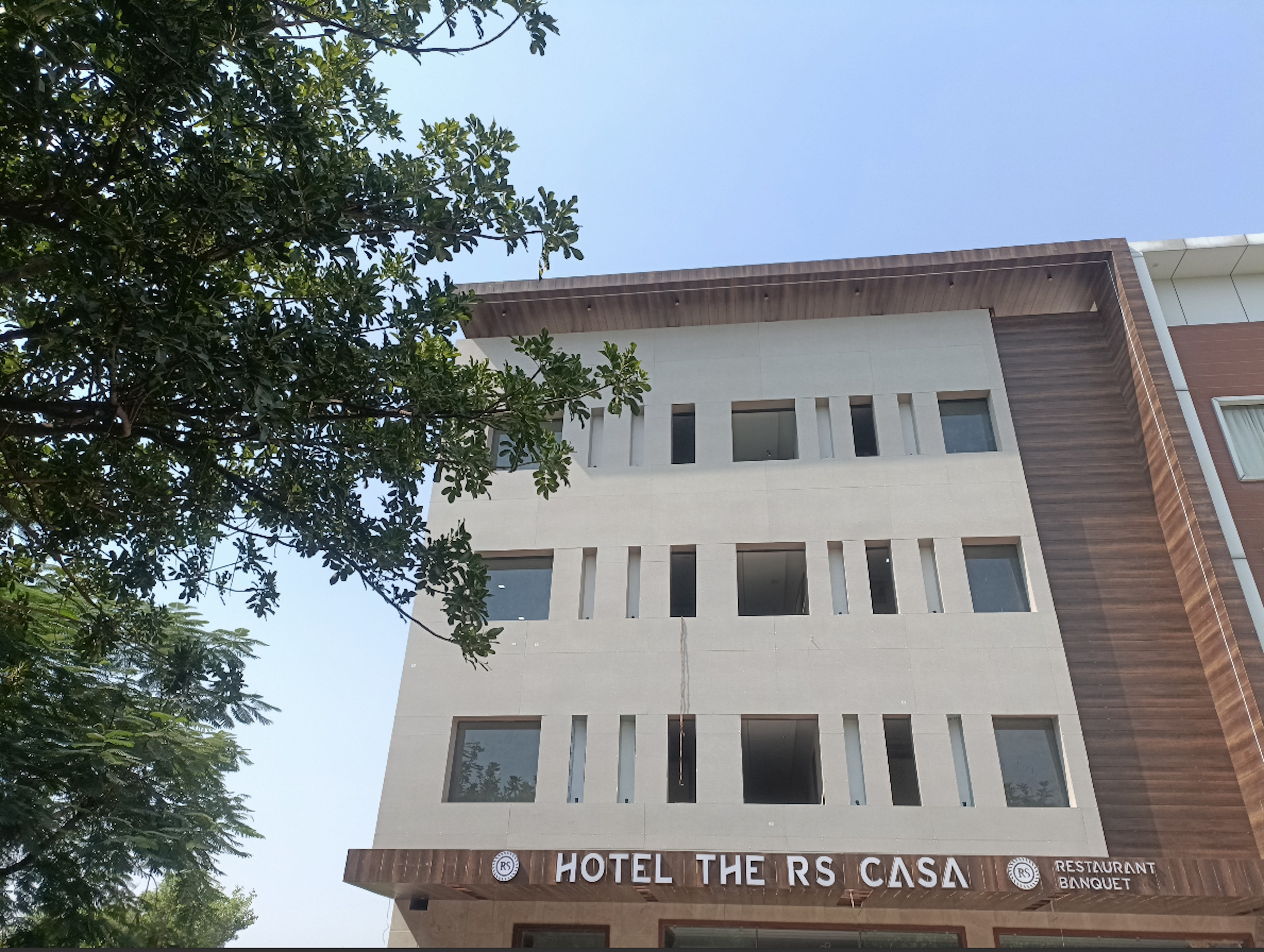 The RS Casa Hotel Agra - Tap to explore photos