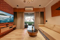 Poolside Bliss1bhk by Satiwa stays, Goa