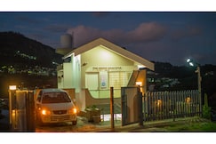 The Moon Graceful 3BHK villa, Ooty
