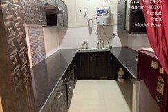 Premium Executive 2BHK Monthly Stay WiFi Kitchen, Mohali
