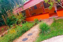 Paradise Vana Vilasa Home Stay with Swimming Pool, Auroville