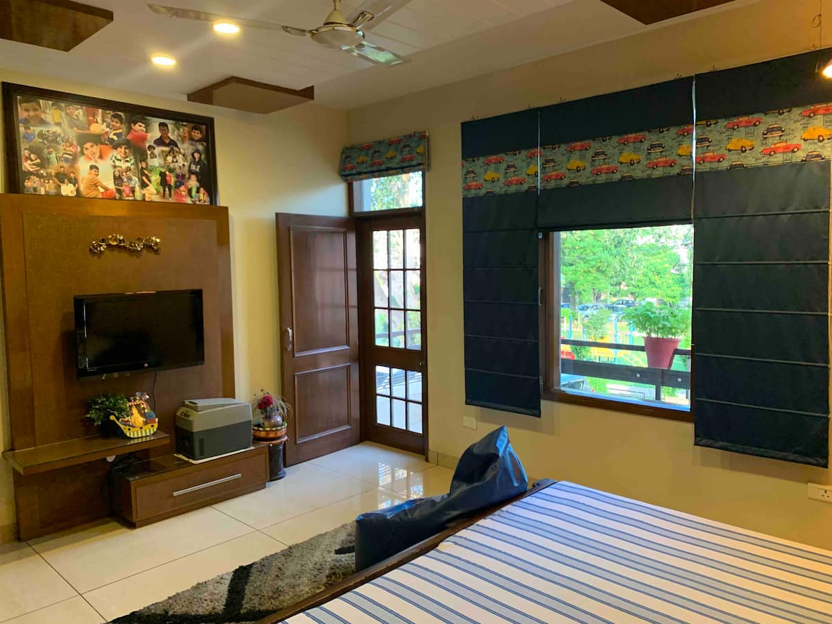 Garden view room with Private Bathroom near Elante - Tap to explore photos