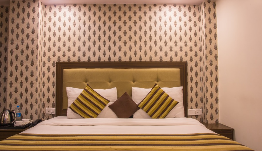 Hotel Pawan Plaza at Karol Bagh - Tap to explore photos