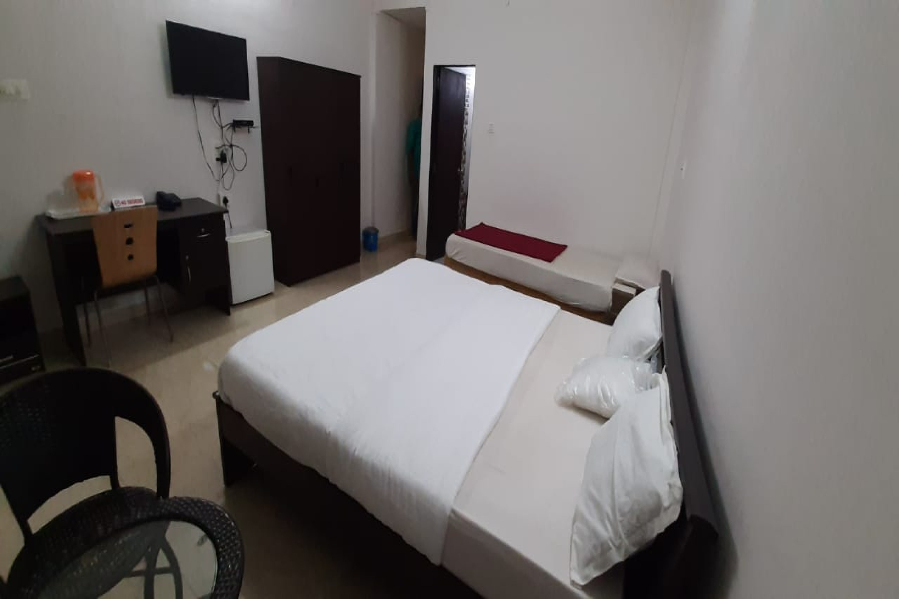 Hotel O Konkan House - Tap to explore photos