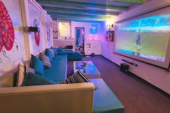 Vintage Greenview Gathering Social Hauz Khas, Delhi