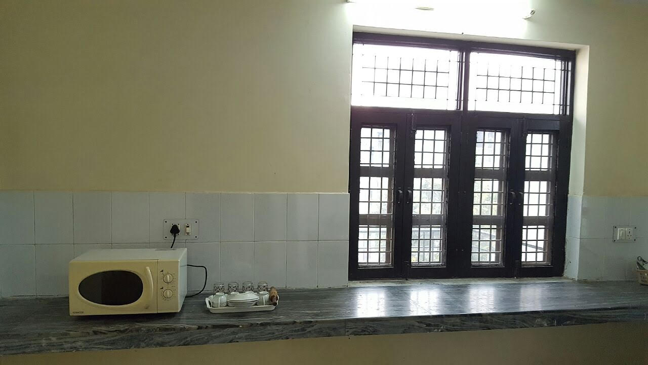 Comfortable Homestay - Tap to explore photos