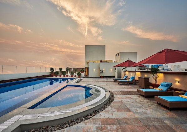 Hilton Garden Inn Lucknow - Tap to explore photos