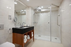 DoubleTree By Hilton Hotel & Spa Liverpool, Sefton