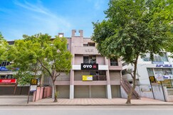 Hotel O CG STAY, Gandhinagar