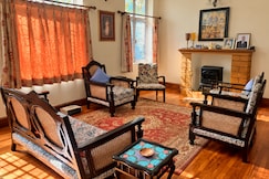 Burra Bungalow Annexe- 2 Bedroom Heritage Villa, Mussoorie