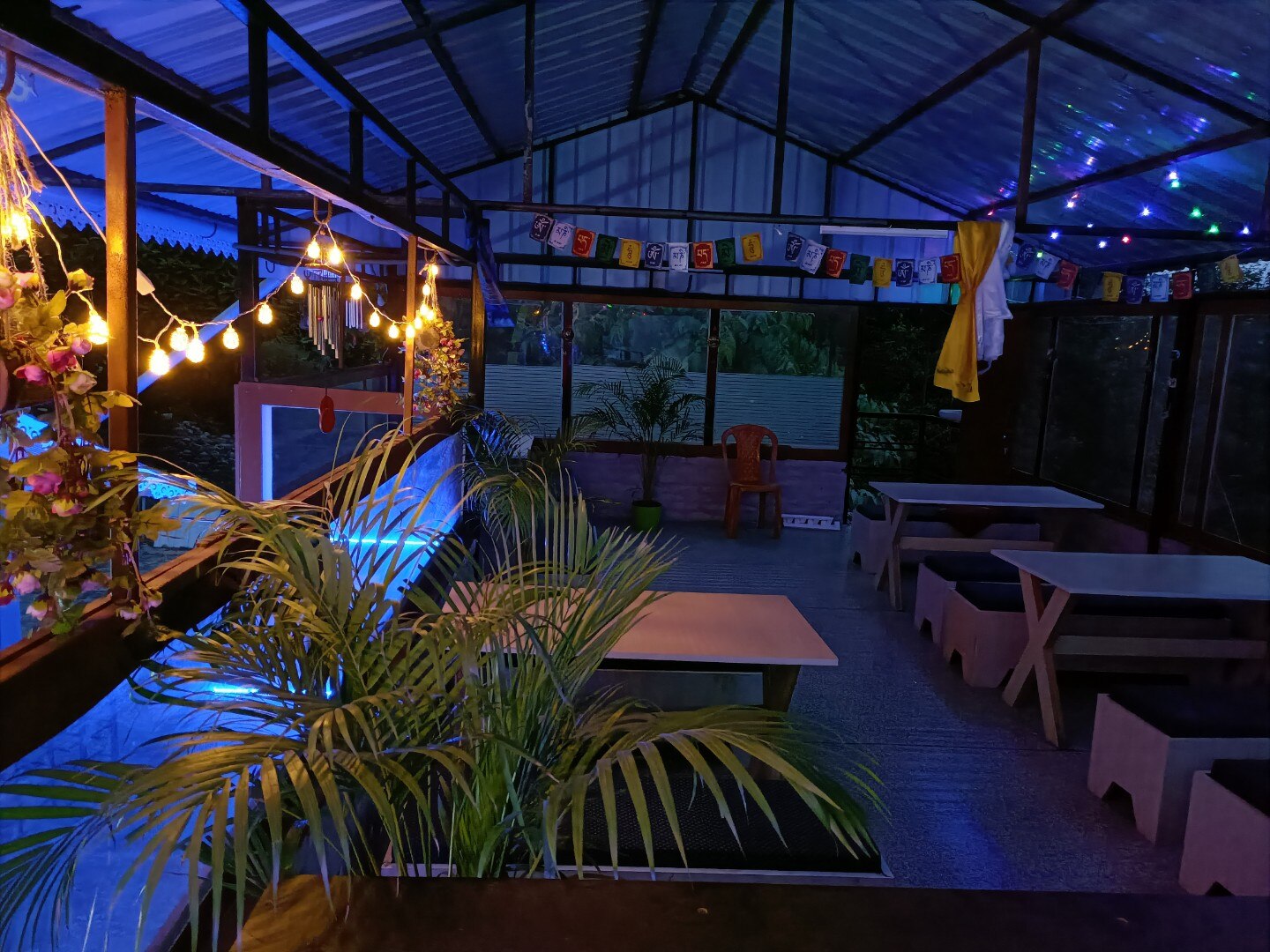 Singye's Den Homestay - Tap to explore photos