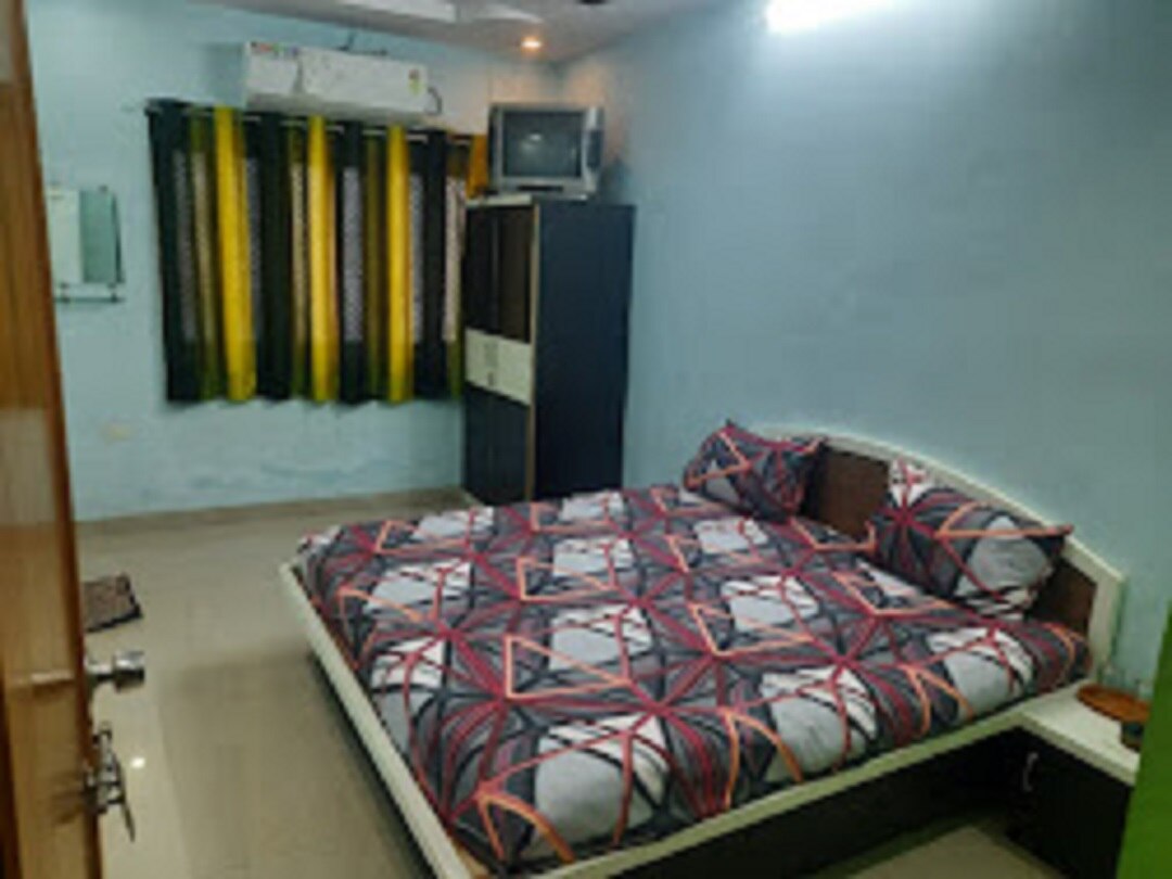 Prince Guest House - Tap to explore photos