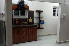 Run Lirak: Lovely Home, Guwahati