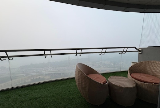 majestic stay at supernova spira