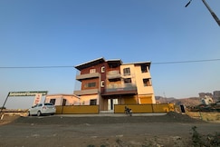 Hotel Trambakraj, Daman