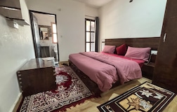 Deluxe room (without balcony )