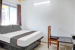 Collection O 84345 Hotel Raj & Lodging, Pune