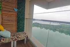 Luxerious Lake View Apartment in Highrise Building, Kolkata