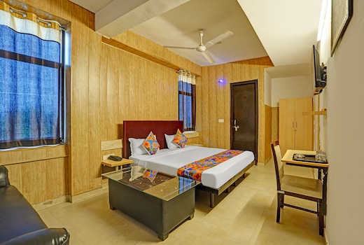 FabHotel Vasundhara Grand