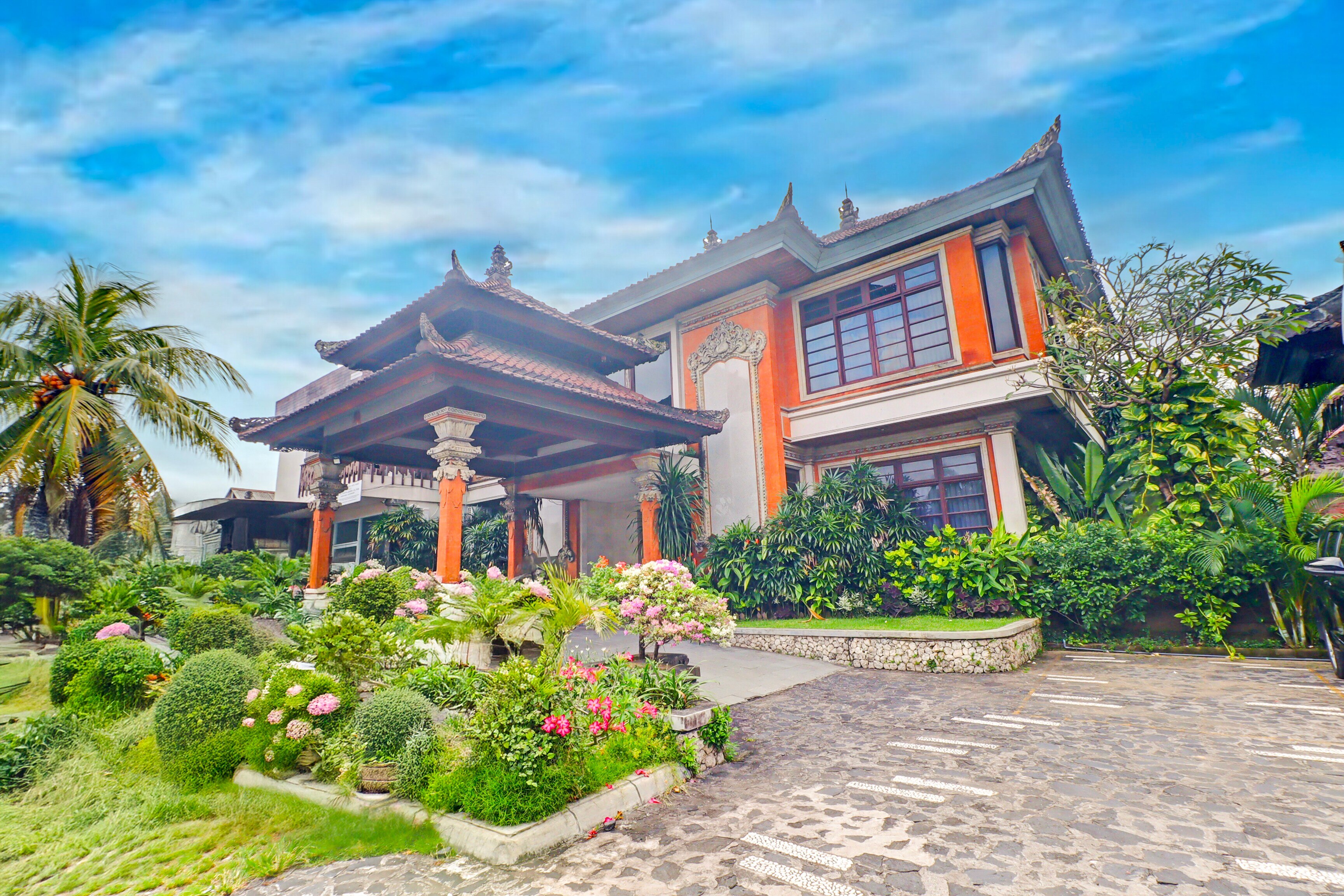 Collection O Bali near Sanur Beach formerly Akarsa Transit - Tap to explore photos