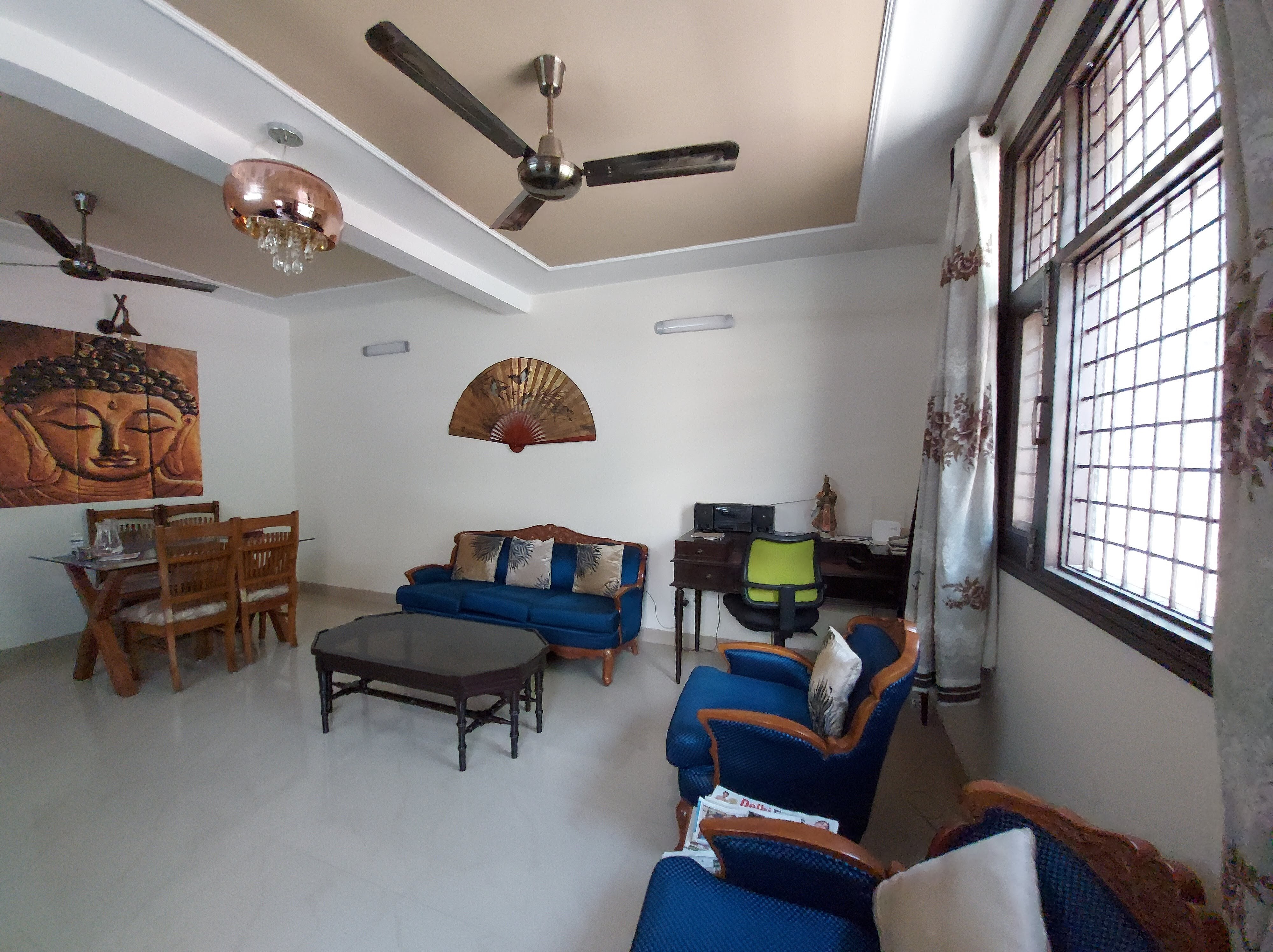Amazing and Charming room in the heart of New Delhi - Tap to explore photos