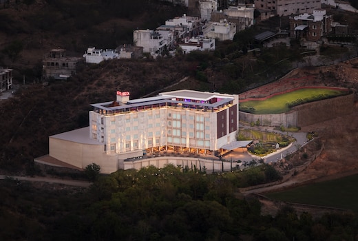 juSTa Sajjangarh Resort & Spa
