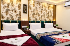 Hotel Shivay - Mahakal Mandir 200mtr only, Ujjain