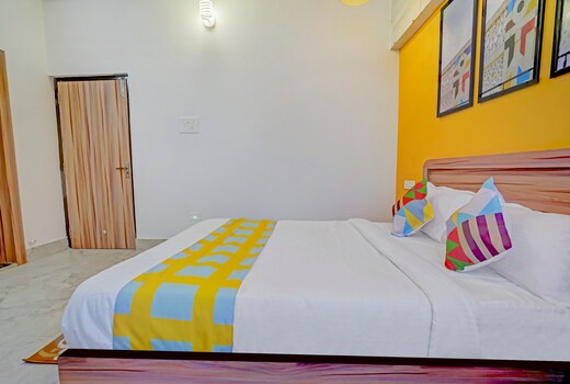 Hotel O Home Luxury Stay Near Cosmopolis
