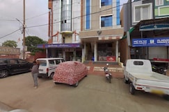 Hotel Galaxy Palace, Garoth