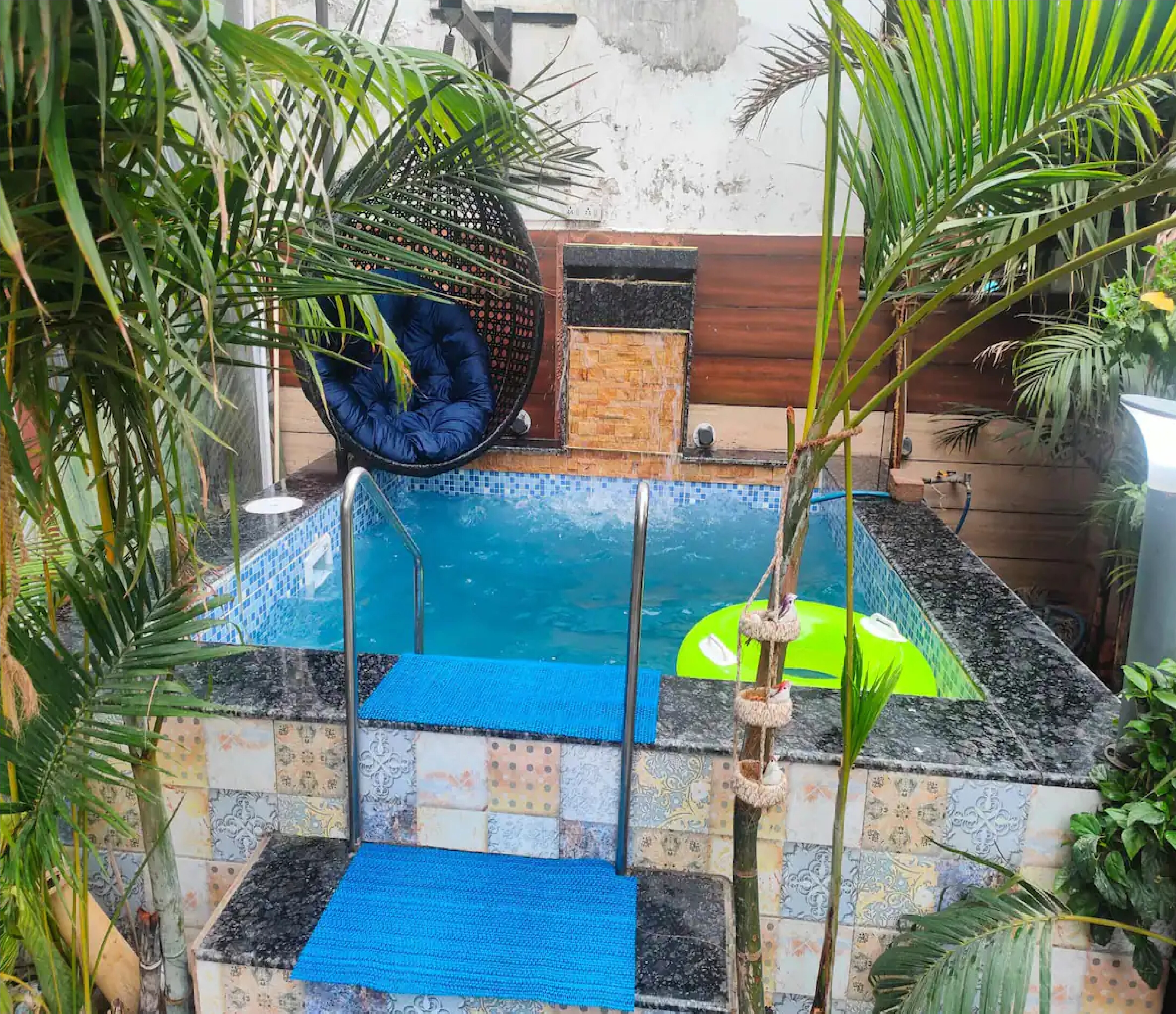 Entire 3BHK Floor in villa via Urban Homestay - Tap to explore photos
