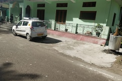 HOTEL NANDESHWAR PALACE AND RESTAURANT, Barkot