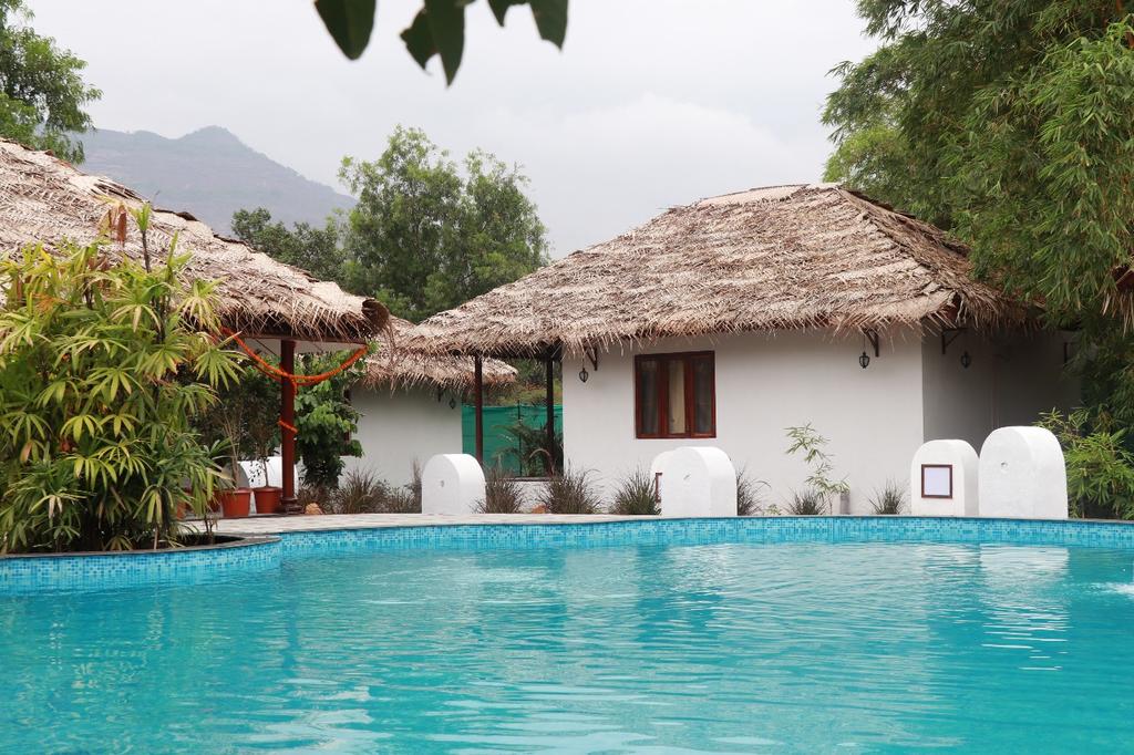 Cotton Stays Basho Bougainvillea Karjat Karjat Inr 1700 Off