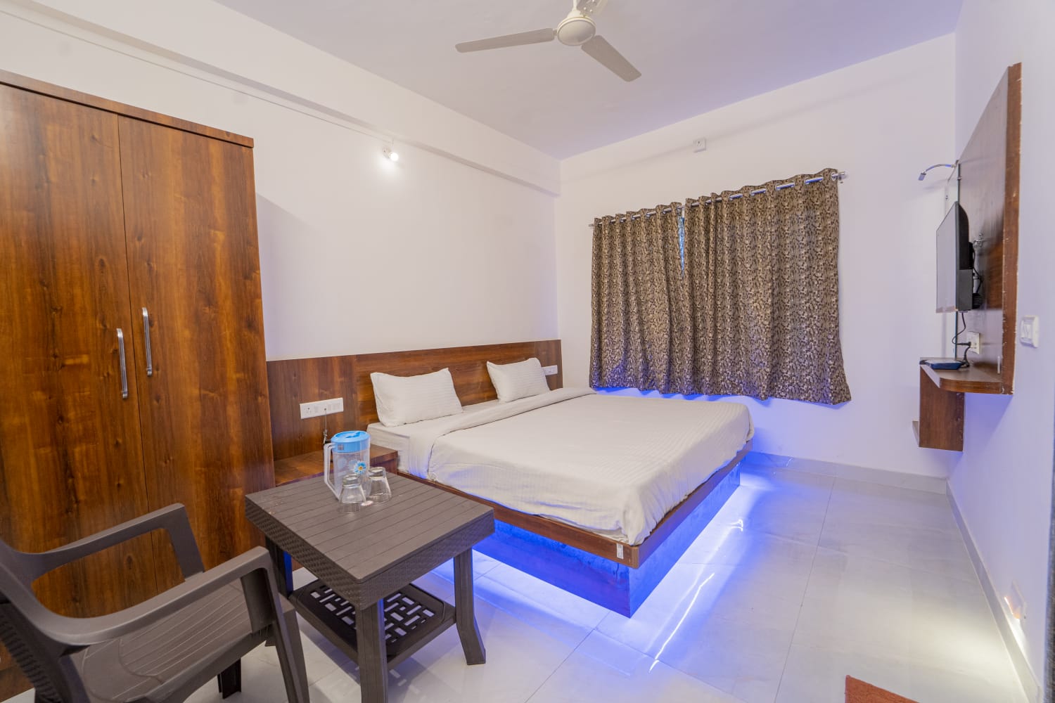 Dhimahi Residency - Tap to explore photos