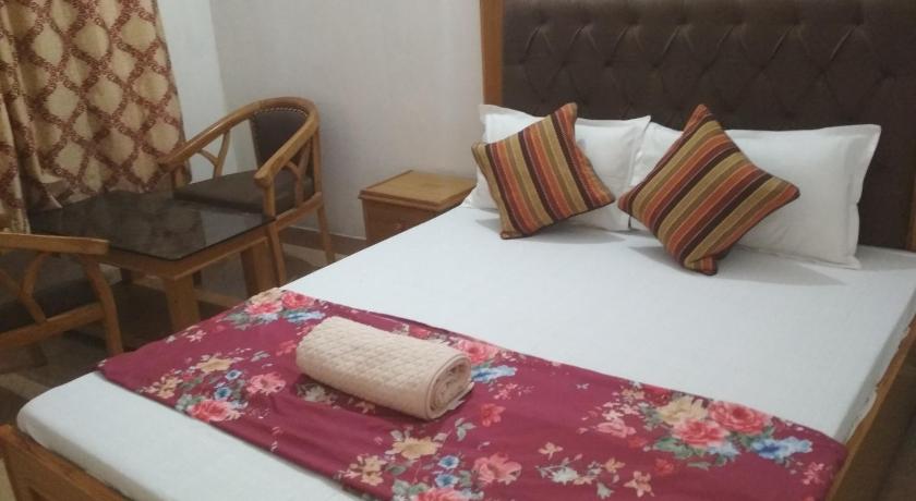 Sai Ganga Guesthouse - Tap to explore photos