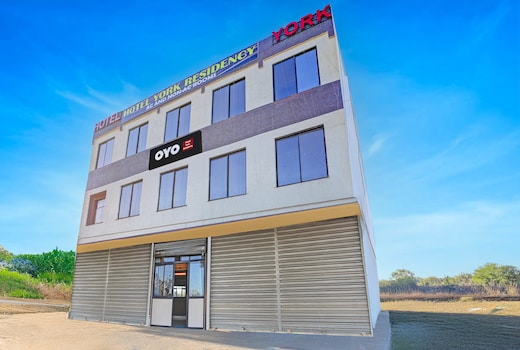 Super Hotel O York Residency