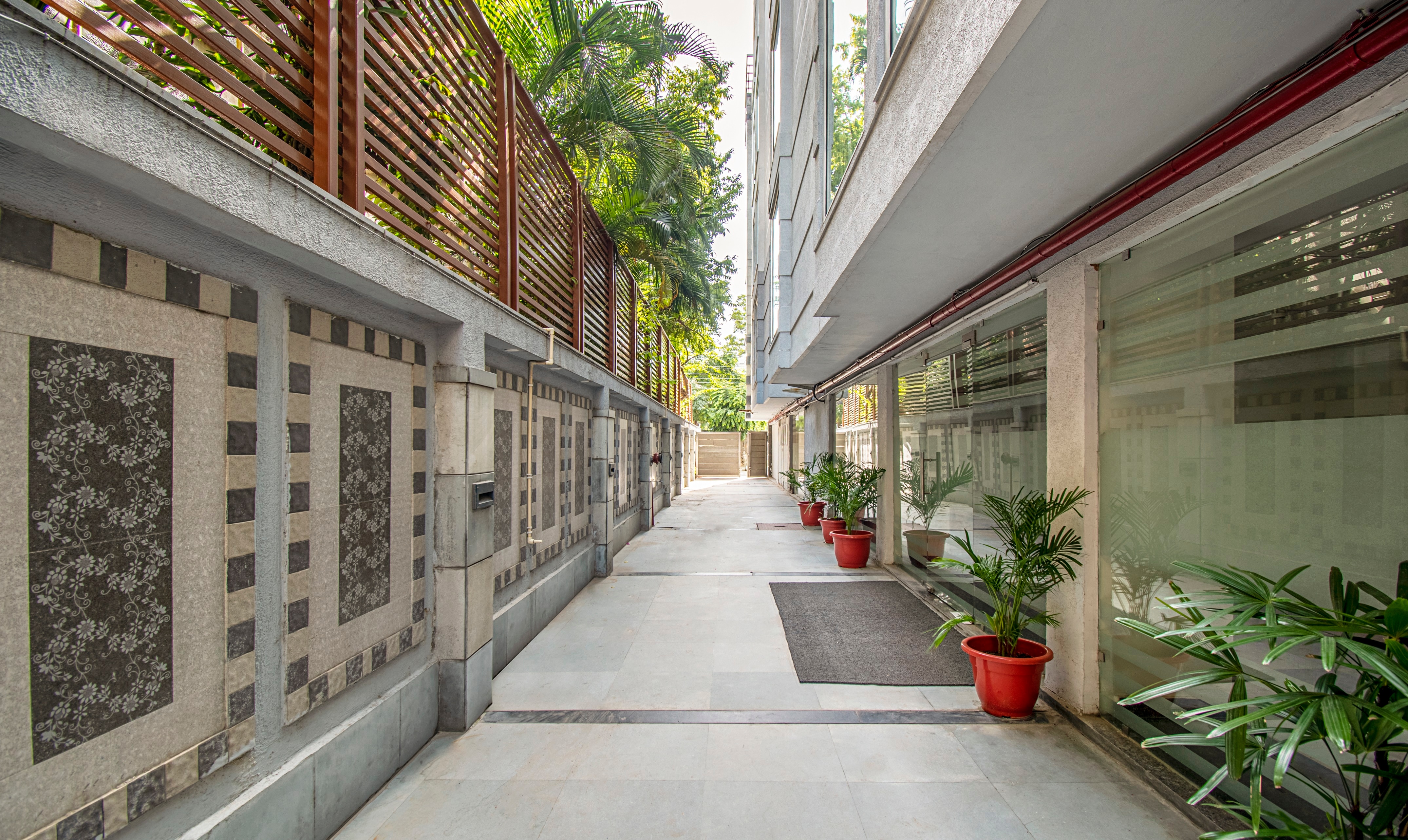 Treebo Premium Bridge View Regency - Tap to explore photos