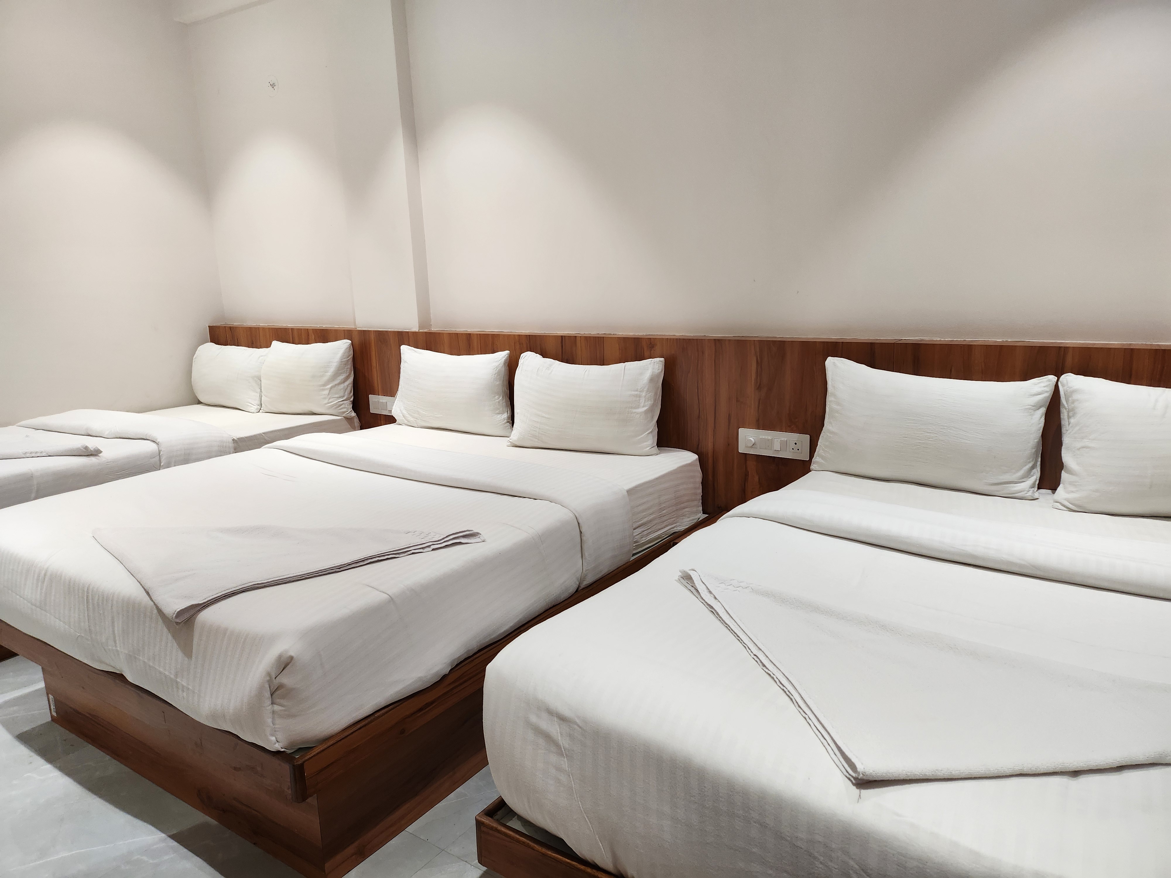 HOTEL RUDRAKSH 3