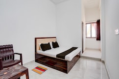 Spot On Santosh Guest House, Handia