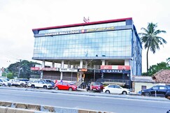 Fanateer Mall Lodge Ujire, Dharmasthala