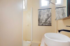 Bright Apartment 1BR/2P - St Ouen, Paris