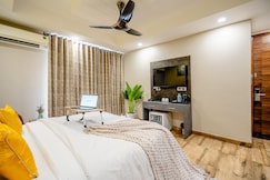 Lime Tree Hotel near Medanta, Gurgaon