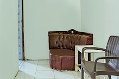 Hotel O Kost Axcel, Banjar