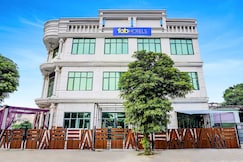 FabHotel Aman Paradise, Kanpur