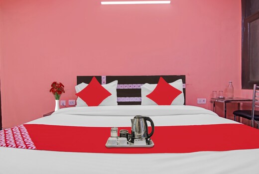 Super Hotel O Rishabh Inn